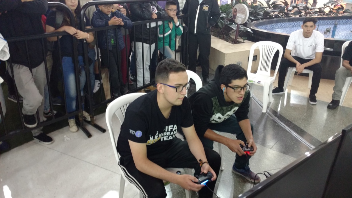 Torneo LNG - FIFA 16 y Back Ops 3