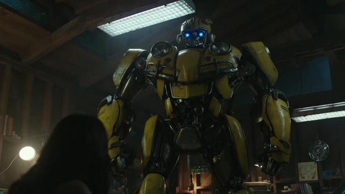 Bumblebee, el spin-off de Transformers, se exhibe en su primer tráiler