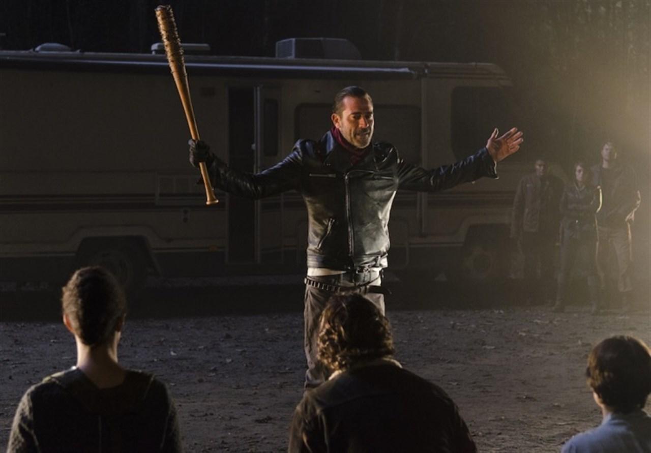 Hasta a Jeffrey Dean Morgan, Negan en TWD, le sorprendió el final de la sexta temporada